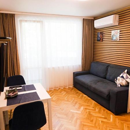 White Central Apartment Varna Eksteriør bilde