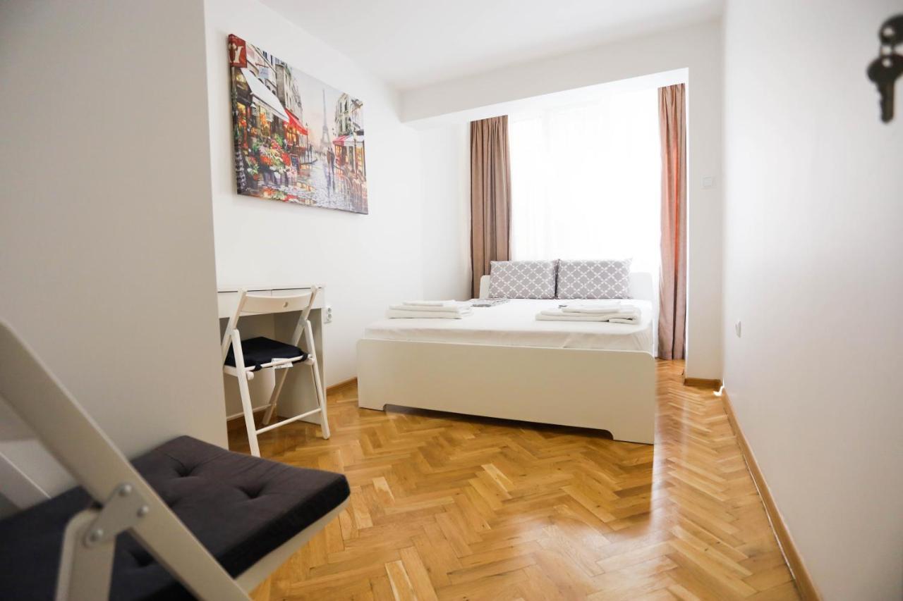 White Central Apartment Varna Eksteriør bilde